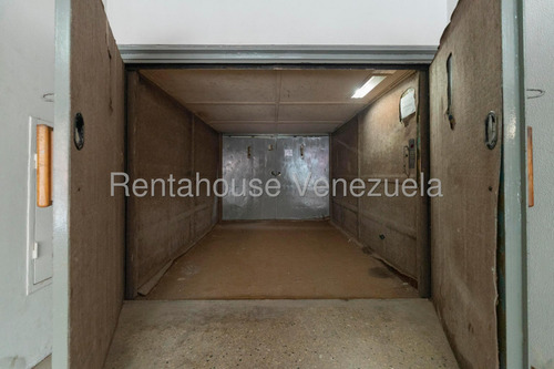 Ss: Vende Edificio 23-9006 En La Yaguara De 10.430 M2