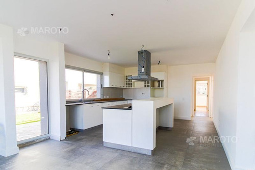 Imagen 9 de 30 de Casa En Venta En Barrio El Canton - Maroto Propiedades