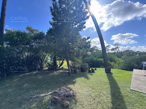 Laguna Blanca, Barrio Cerrado Excelente Residencia