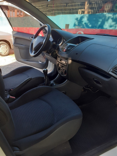 Peugeot 207 Compact