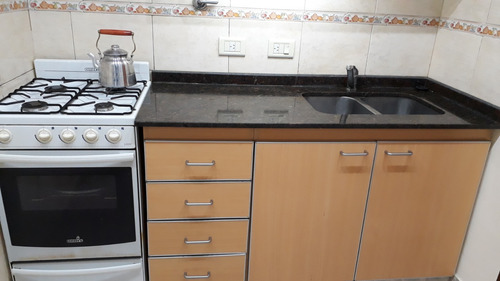 Imagen 9 de 14 de Departamento 2 Ambientes Con Terraza Balcon