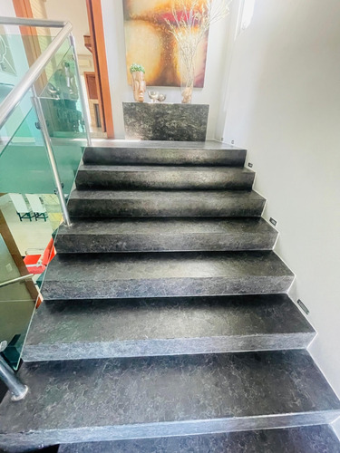 Penthouse De Lujo En Cerros De Gurabo Torre Ferrari