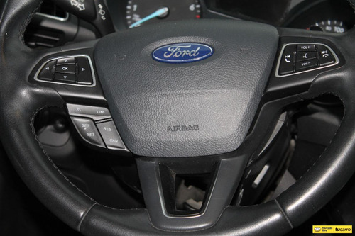 Ford Escape 2.0 TITANIUM 245hp 4X4