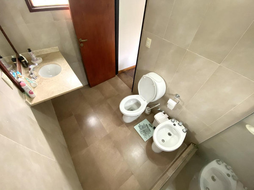 Casa De 3 Dormitorios Con Pileta Y Parrillero - Aldea - Fisherton