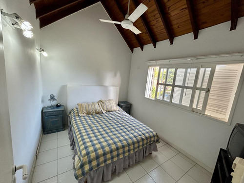 Casa De 4 Dorm. Muy Luminosa, Instalada Y Con Muebles