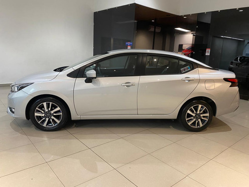 Nissan Versa 1.6 Advance Cvt