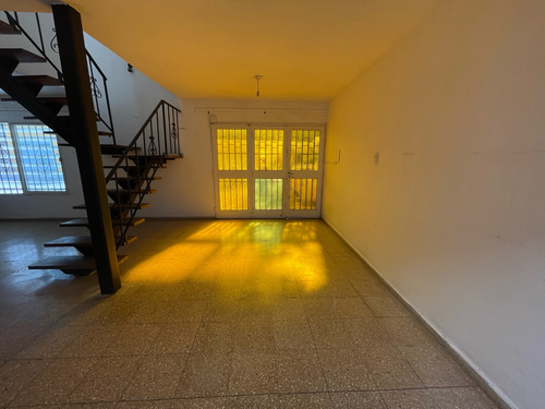 Casa En Venta Alto Alberdi - 3 Dormitorios - Cochera - Escritura Y Planos!