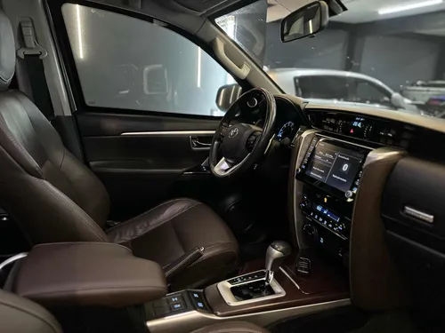 Toyota Fortuner 2.8l