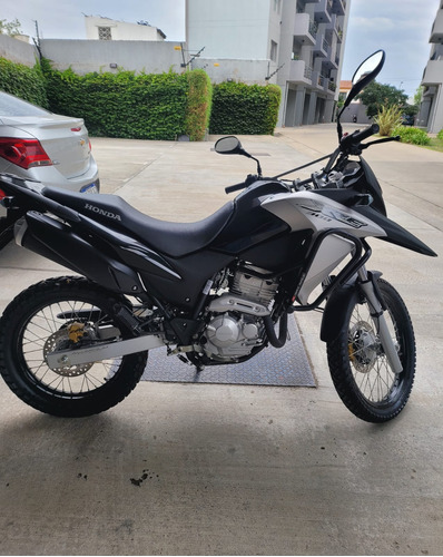 Honda Xre 300 Nueva!!! 900 Km !!!
