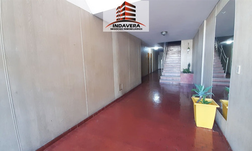 Venta Con Renta Departamento 3 Ambientes 178 M2 Con Patio Y Jardin (tipo Casa) - Caseros