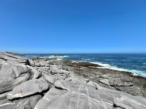 Gran Casa En Primera Línea Con Vista Impresionante, Zapallar