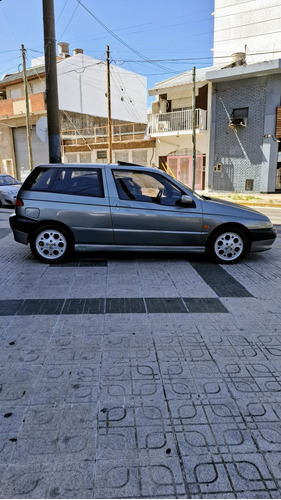 Alfa Romeo 145 2.0 Quadrifoglio