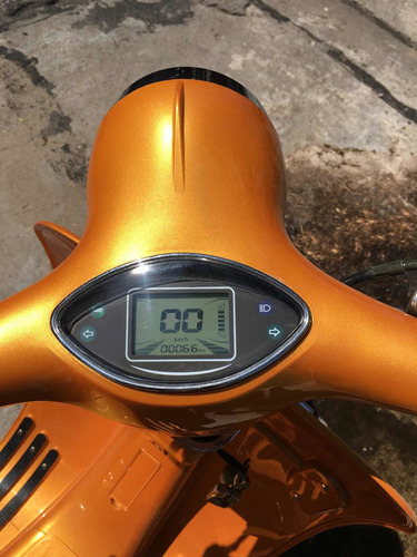Moto Electrica Estilo Vintage Vespa Marca Sunra.. (flama!!)