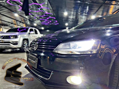 Imagen 5 de 21 de Volkswagen Vento 2013 2.0 Sportline Tsi 200cv