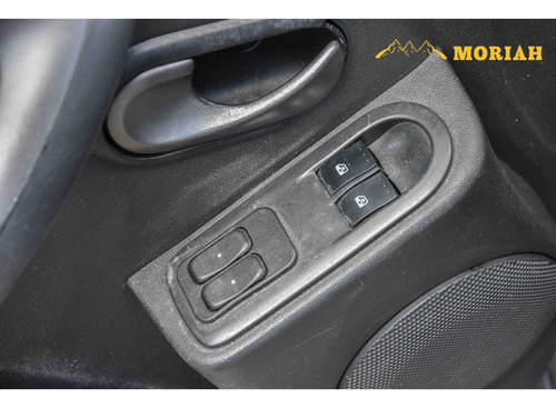 Renault Sandero 1.0 EXPRESSION 16V FLEX 4P MANUAL