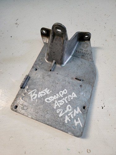 Base Soporte Computadora Motor Chevrolet Astra 2.0 04-06 Atm (Usado)