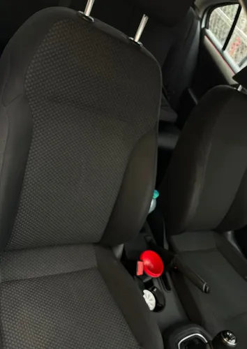 Volkswagen Jetta 2.0 L4 Mt