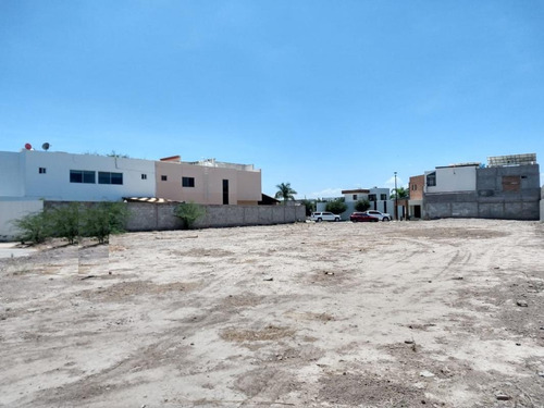 Terreno En Venta En Fracc. Hacienda Del Rosario