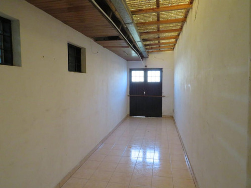 Edificio Comercial En Venta 2134mts2 - Ringuelet