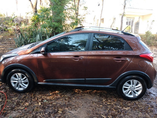 Imagem 12 de 12 de Hyundai Hb20x 2014 1.6 Premium Flex 5p