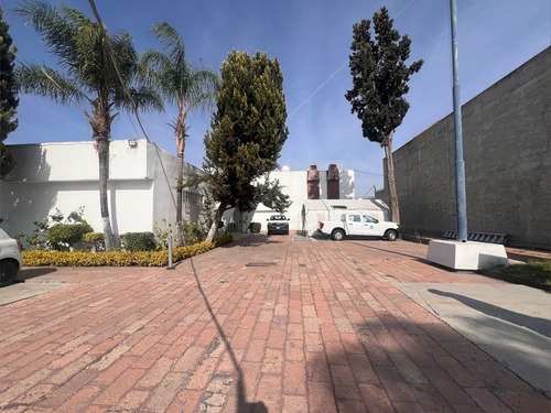 Inmueble Para Oficinas, Comercial Y Servicios En Carrillo Puerto