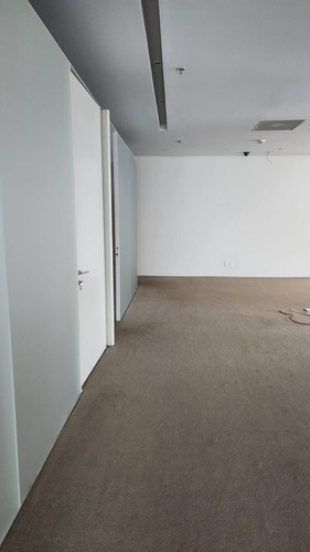 Renta Oficina 694 M2 Paseo De Los Laureles Bosques De Las Lomas