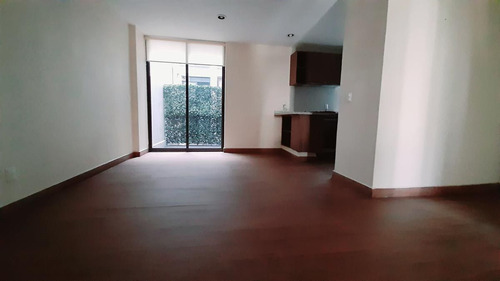Departamento En Renta En Nápoles Con Terraza, Superubicado!