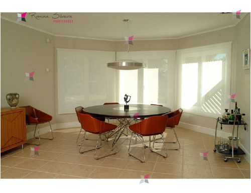 Casa En Golf, 5 Dormitorios *- Ref: 7618