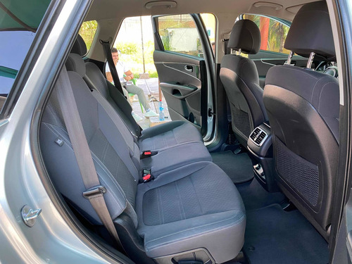 Imagen 12 de 14 de Kia Sorento 2017 2.4 Lx At