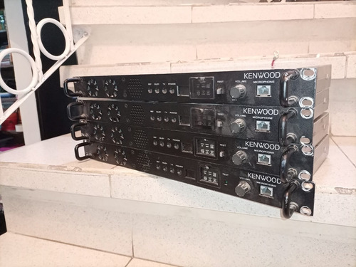 Repetidor Kenwood Tkr 750 16 Canales Vhf 50watts (Usado)