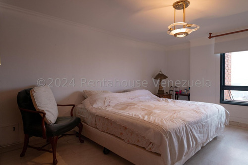 Apartamento En Venta En Colinas De Valle Arriba Mls #24-20542