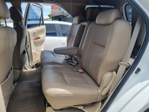 Toyota Fortuner SR5 4.0 AT 4X4