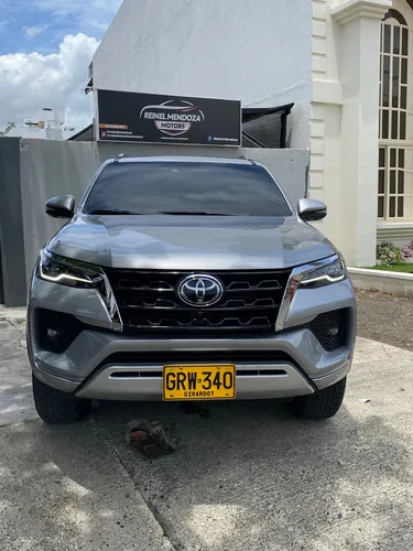 Toyota Fortuner 2.4 Diésel Srv 4X2