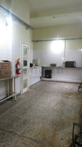 Imagen 9 de 16 de Local Comercial Venta Villa Ortuzar 270m2 Alvarez Thomas 1326