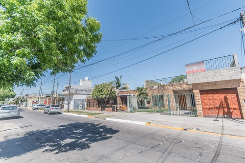Imagen 10 de 30 de Venta · Casa Multifamiliar · Patio · Terraza · Cochera · Departamento Independiente · Ideal Renta