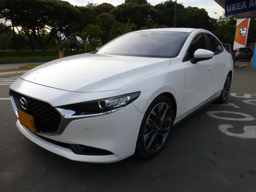 Mazda 3 2.0 Touring