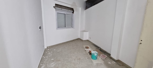 Alquilo En Palomar Departamento De 1 Ambiente 2do Piso F: 9345
