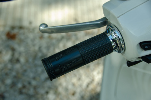 Imagen 9 de 15 de Scooter Piaggio Vespa Vxl 150 Blanco 0km Concesionario Cuota