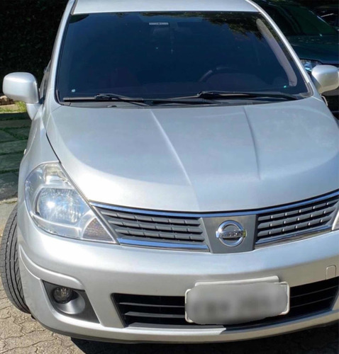 Nissan Tiida 2009 1.8 S Flex Aut. 5p
