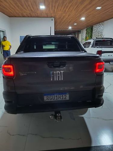 Fiat Strada 1.3 Volcano Cab. Dupla 16v Flex 4p 5 marchas