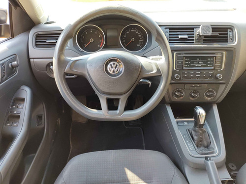 Imagen 7 de 8 de Volkswagen Jetta 4 Pts Live, 20l, 115hp, Tm5, Ra-16