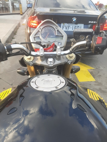 Imagem 2 de 8 de Honda Naked