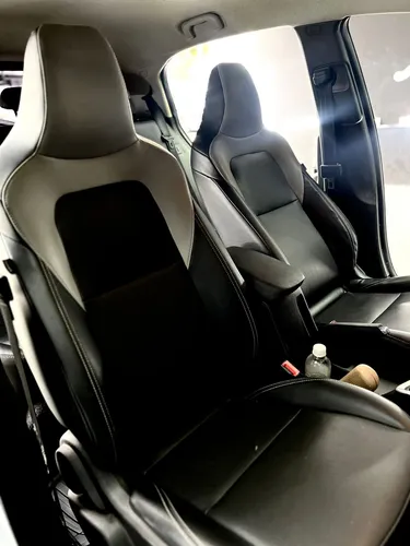 Chevrolet Onix 1.0T Premier Hatch At
