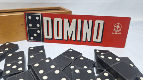 Antigo Jogo De Dominó Estrela Madeira Ano 1968 Completo (Usado)