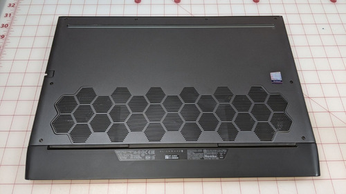 Imagen 7 de 7 de Alienware M17 R2 I7