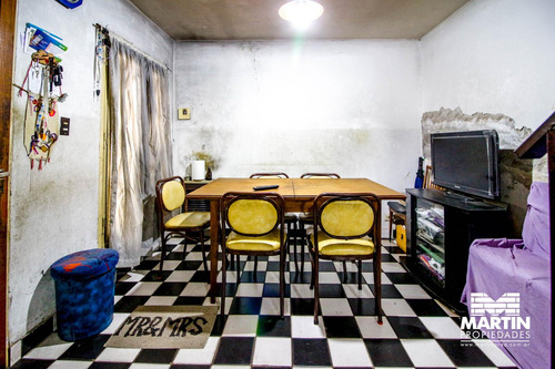Casa En Venta En Boulogne Sur Mer. Son Dos Casas, Lote De 10x26. A Una Cuadra De Panamericana.