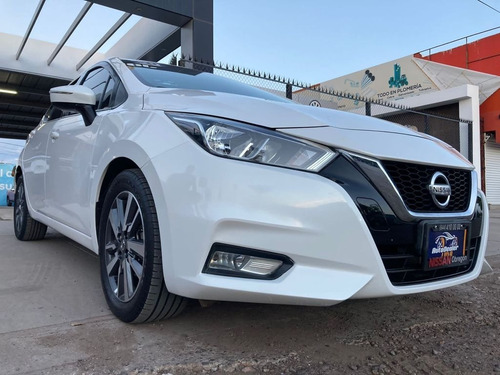 Imagen 4 de 15 de Nissan Versa Advance, 2020