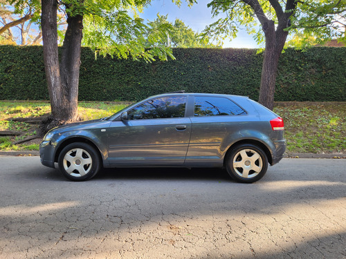 Audi A3 2.0 Fsi Premium Cuero