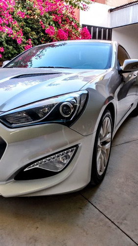 Hyundai Génesis 2.0t 275hp