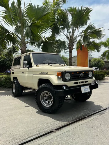 Toyota Land Cruiser 4.5 Fzj73